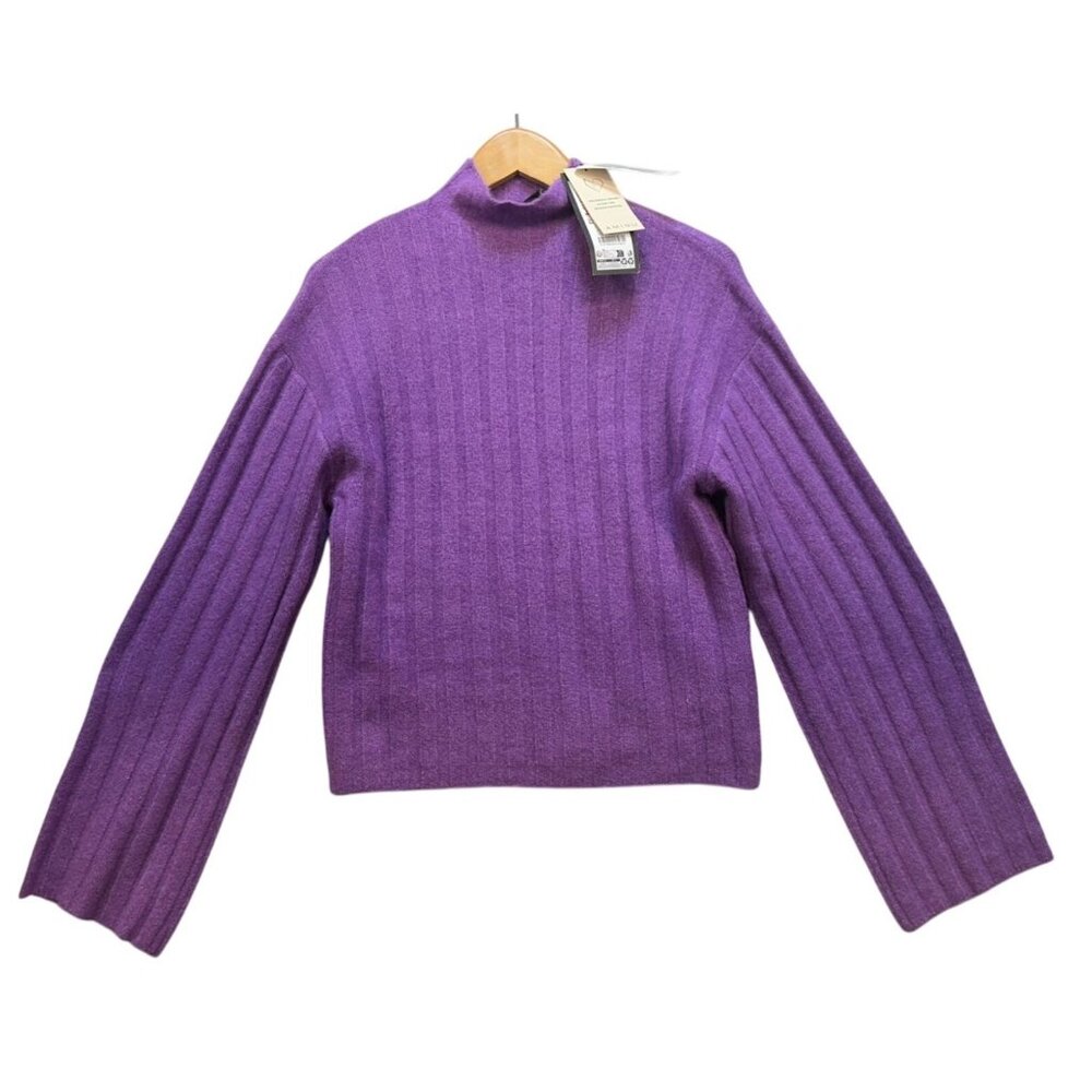 Amisu Knitwear Sweater EU 36 US/CA 6 Purple Long Sleeve Ribbed Design